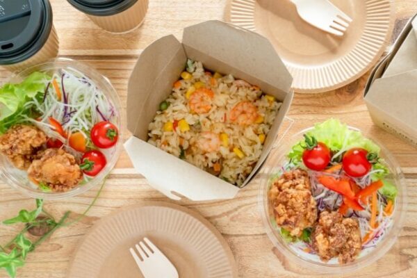 おいしそうなお弁当の写真